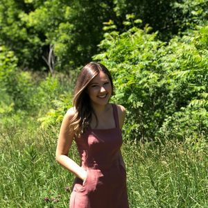 Meet your Posher, Emily